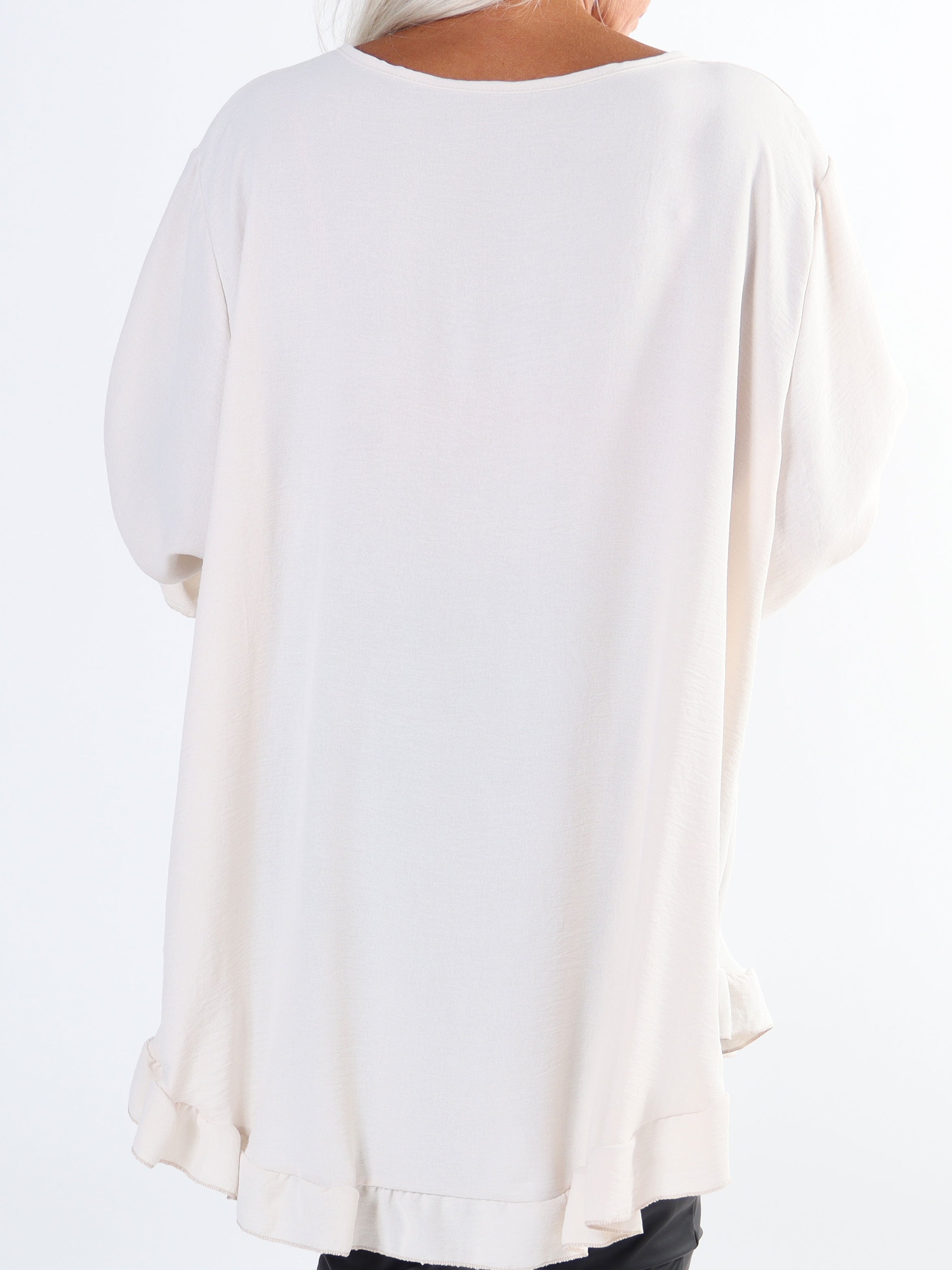 Mio Long - Söt plus size tunika med volangkanter